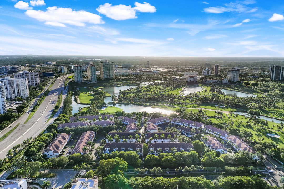 19680 E Country Club Dr, Miami, FL 33180