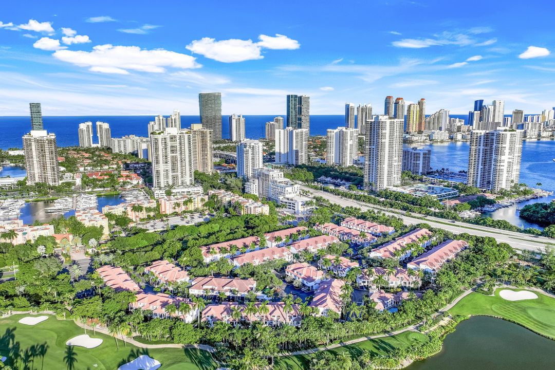 19680 E Country Club Dr, Miami, FL 33180