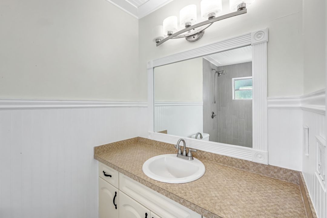 801 McMahon Ave NW, Port Charlotte, FL 33948