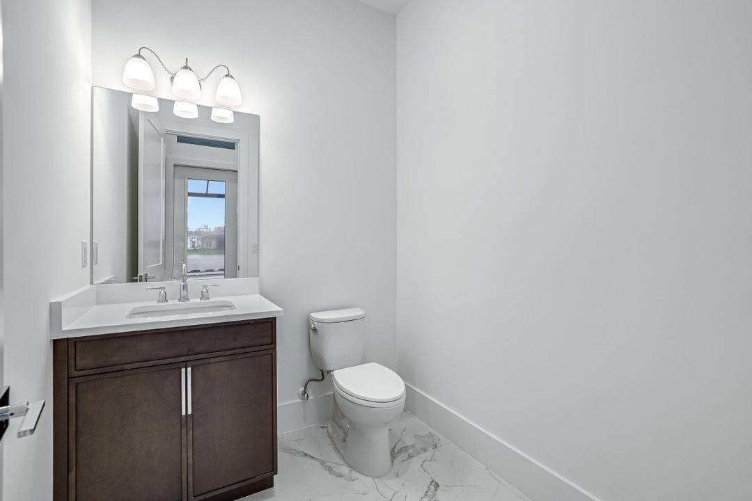 9659 Moonflower Ct, Naples, FL 34114