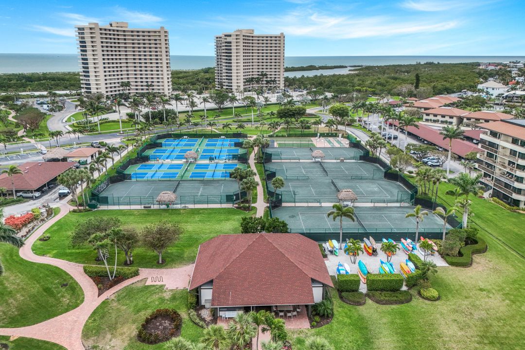 260 Seaview Ct #905, Marco Island, FL 34145