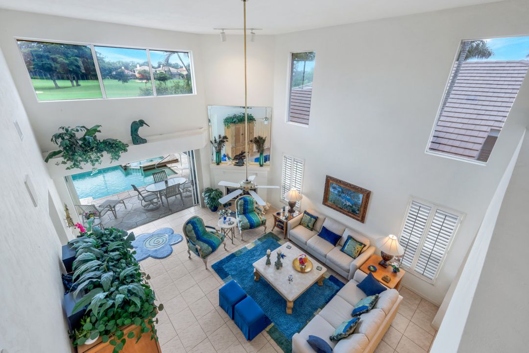 10354 Quail Crown Dr, Naples, FL 34119