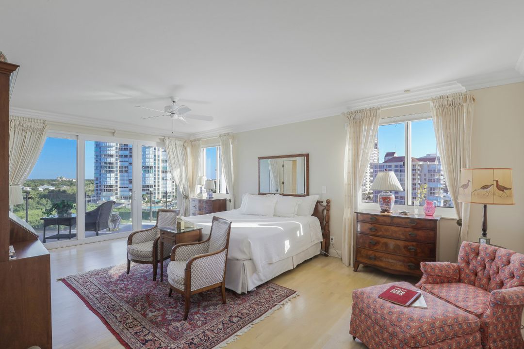 10 Seagate Dr #6S, Naples, FL 34103