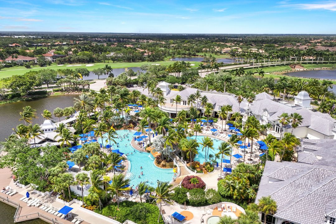 3233 Tavolara Ln, Naples, FL 34114
