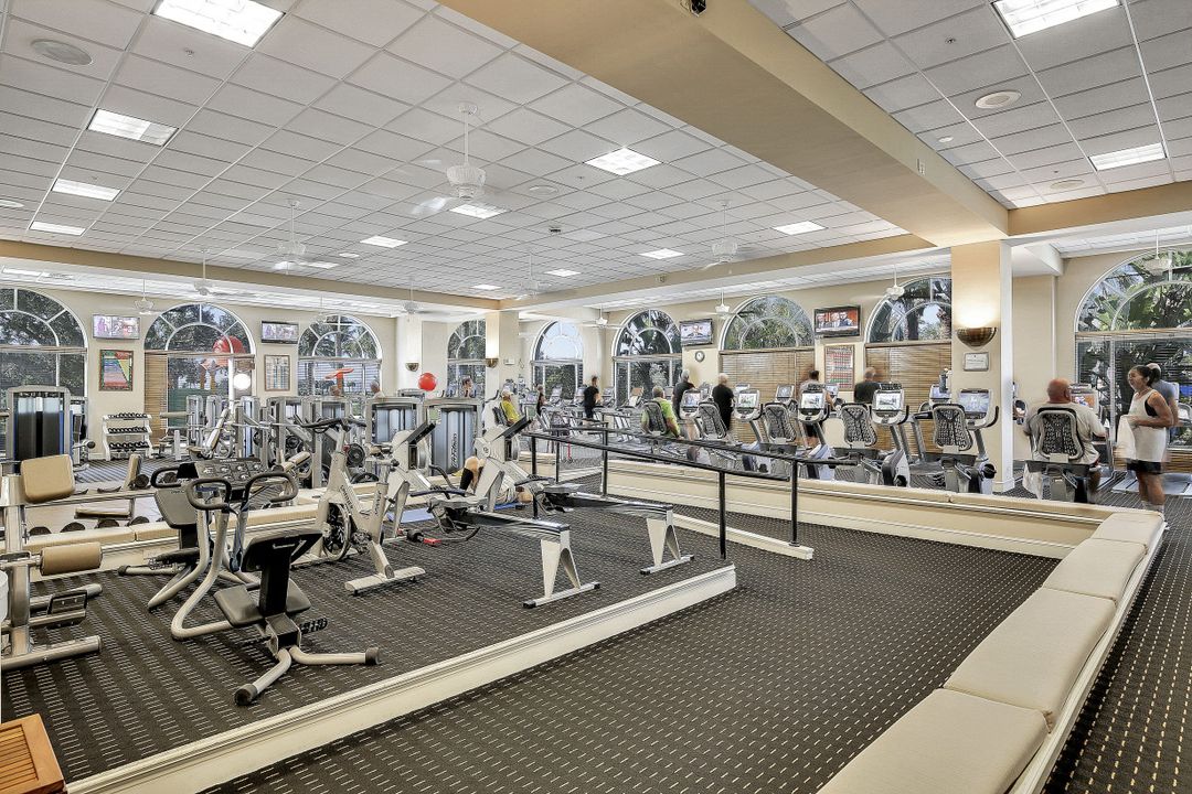 3233 Tavolara Ln, Naples, FL 34114