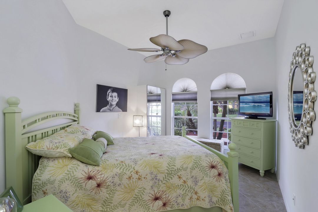 20040 Rookery Dr, Estero, FL 33928