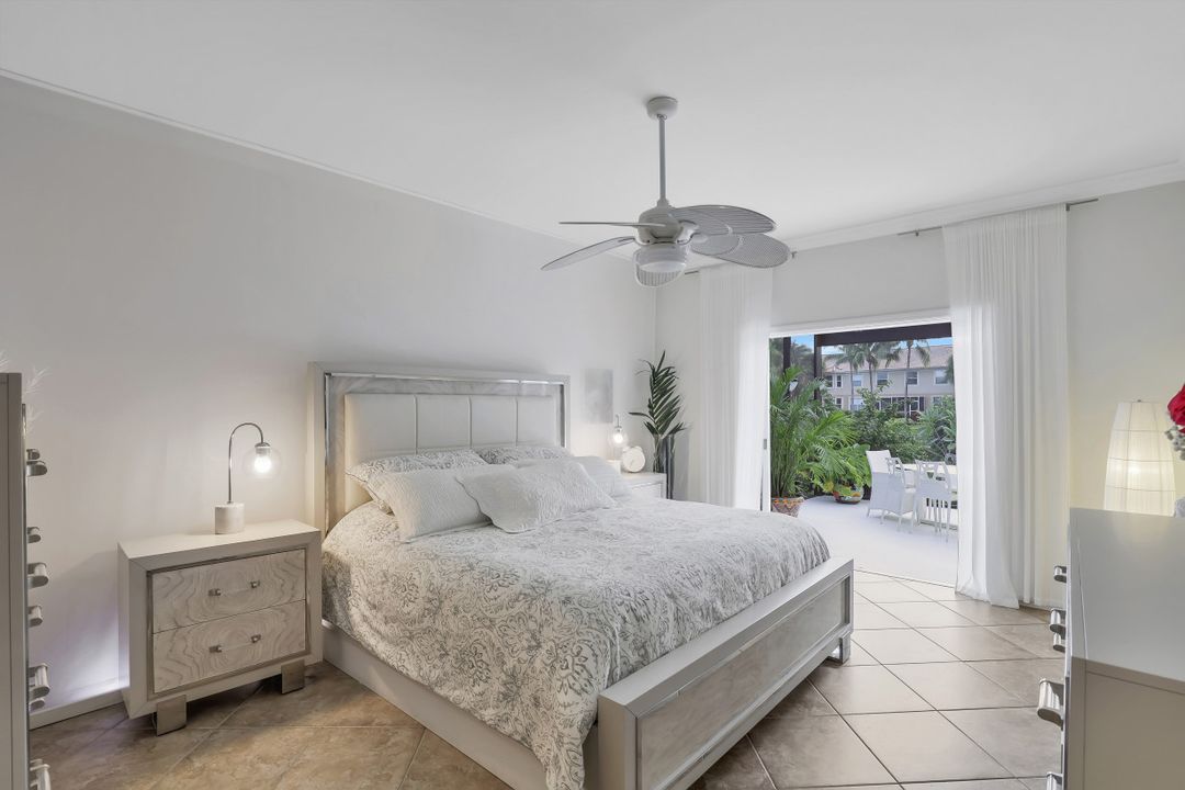 20040 Rookery Dr, Estero, FL 33928