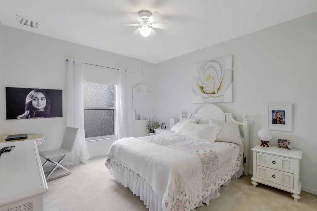 20040 Rookery Dr, Estero, FL 33928