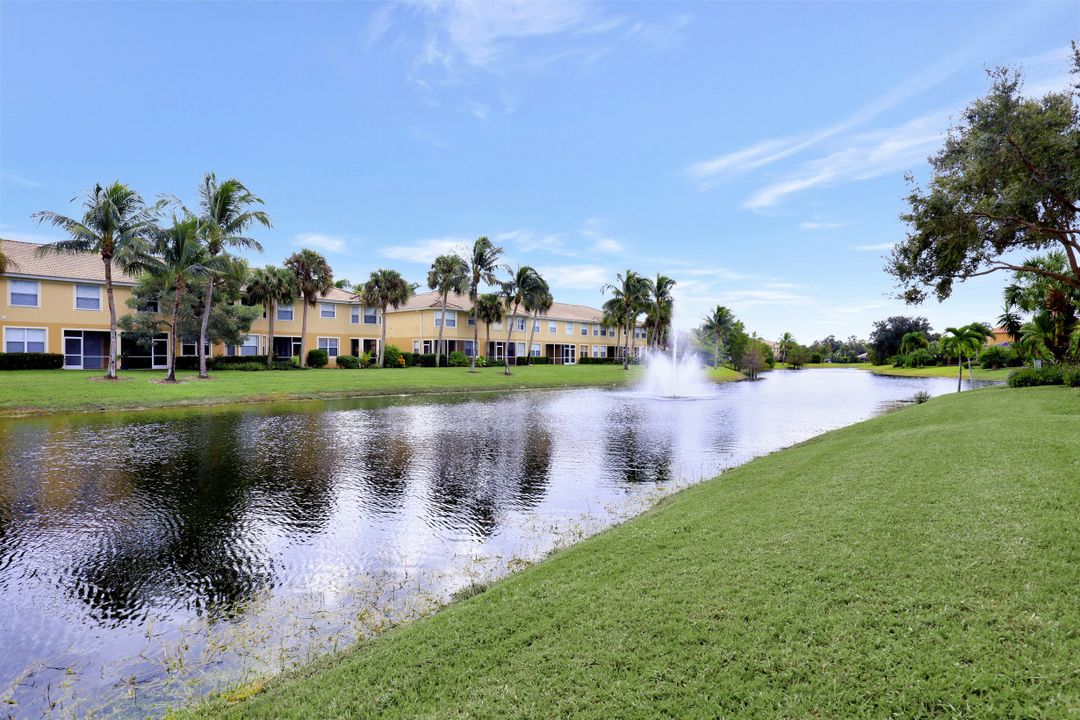 20040 Rookery Dr, Estero, FL 33928