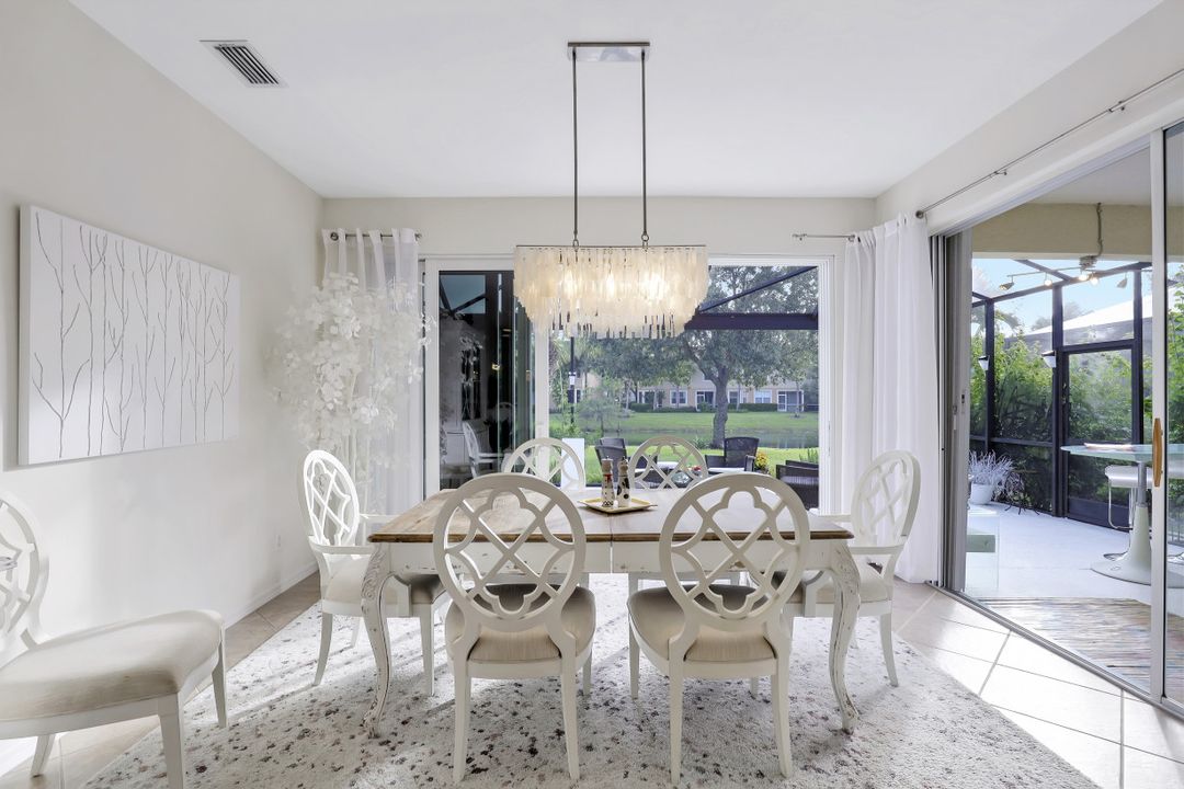 20040 Rookery Dr, Estero, FL 33928