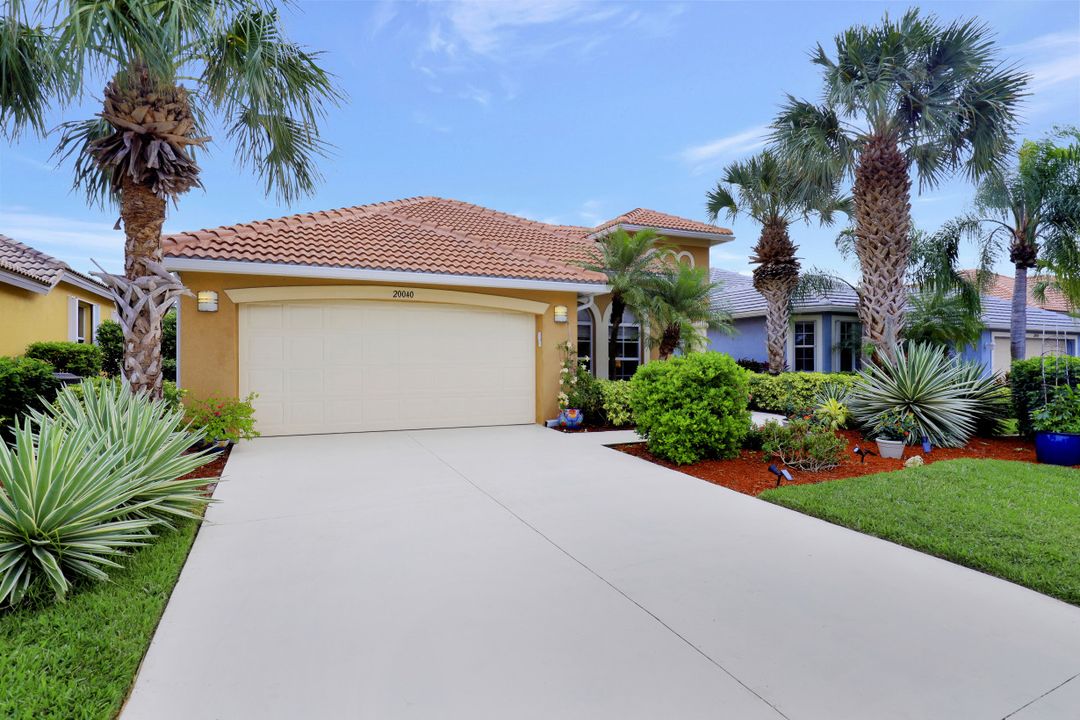 20040 Rookery Dr, Estero, FL 33928