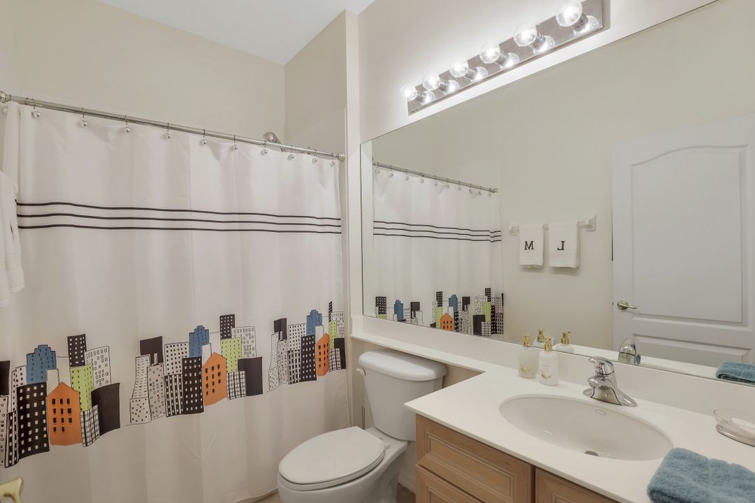 20040 Rookery Dr, Estero, FL 33928