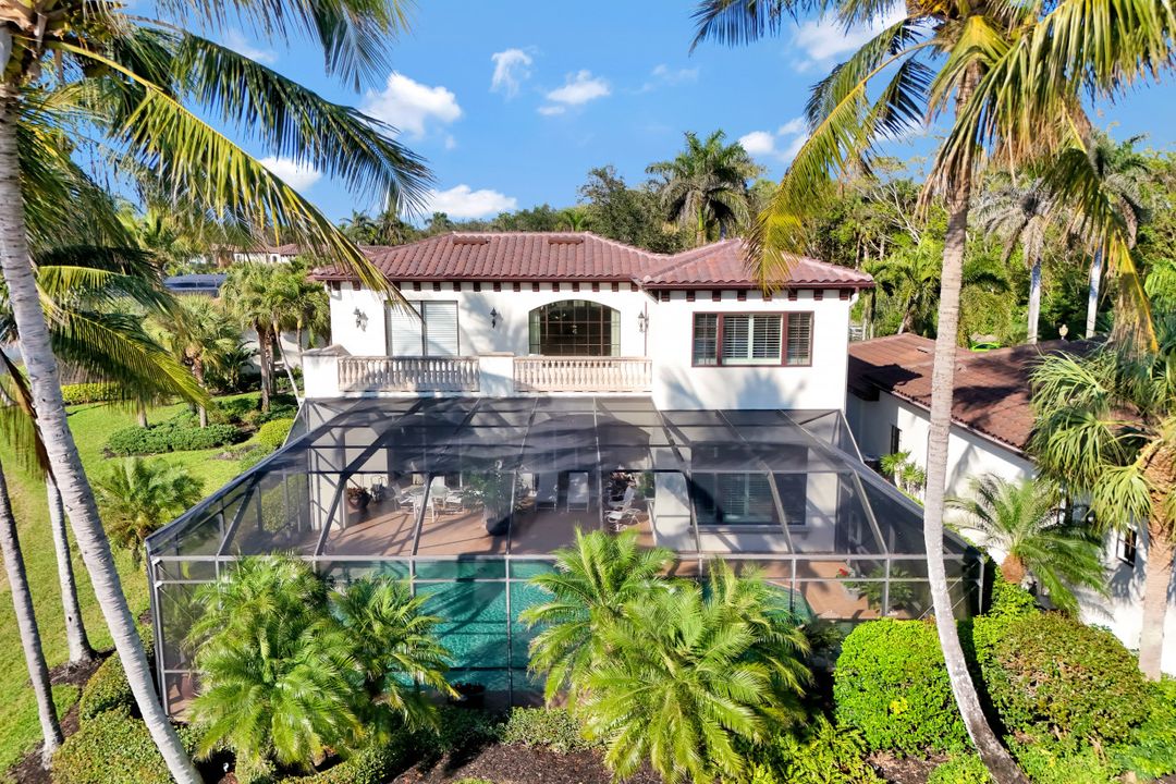 2861 Capistrano Way, Naples, FL 34105