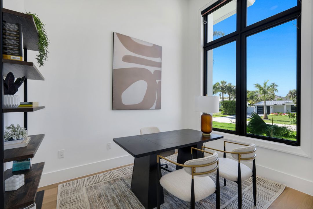 1248 13th Ave N, Naples, FL 34102