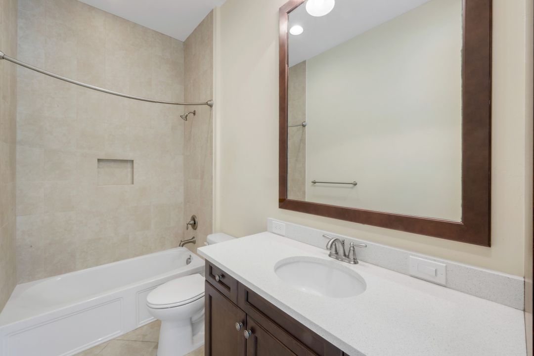 6573 Dominica Dr #101, Naples, FL 34113