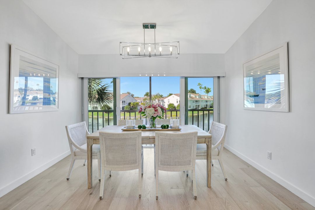 8345 Excalibur Cir #M4, Naples, FL 34108