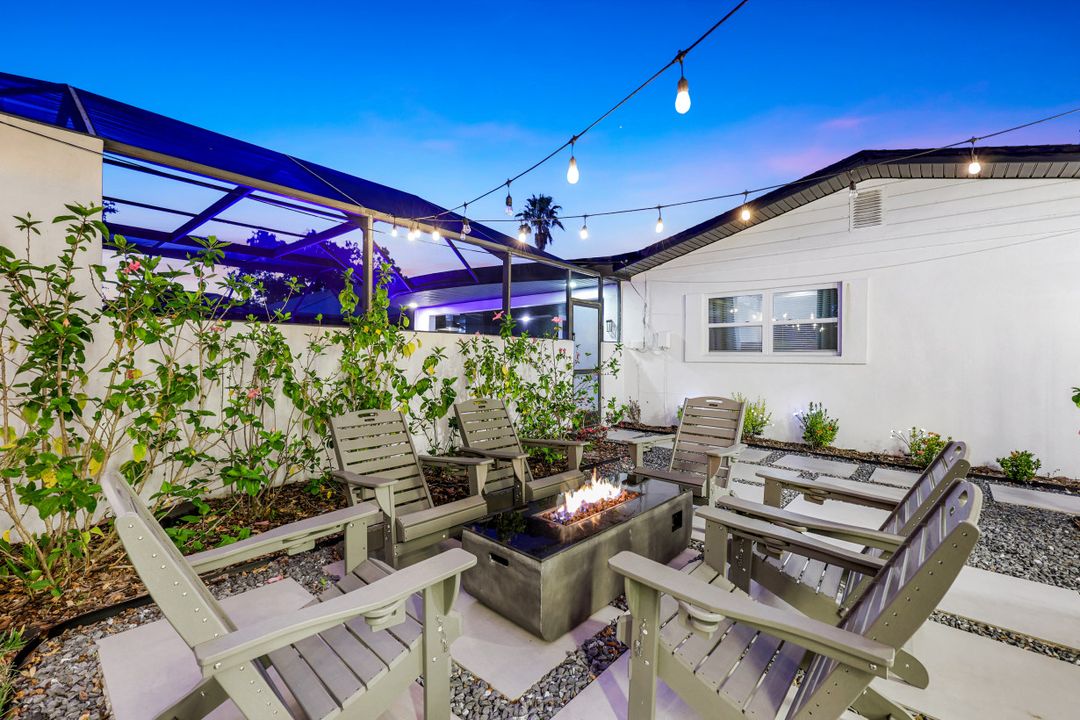 800 Sunset Vista Dr, Fort Myers, FL 33919