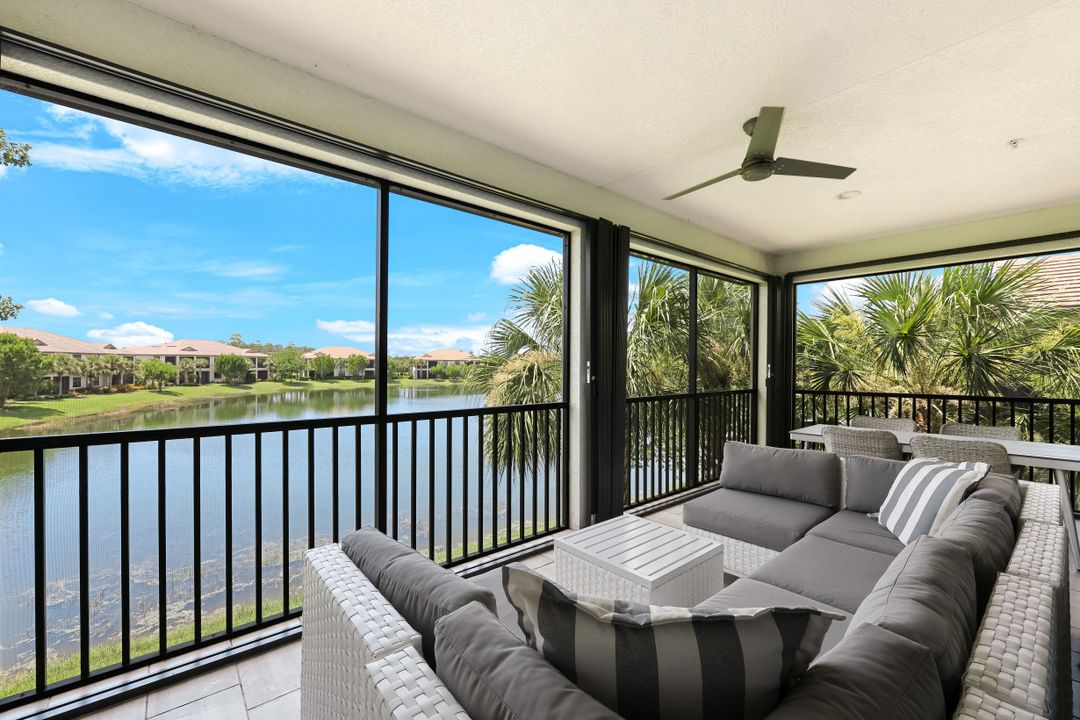 2185 Frangipani Cir #202, Naples, FL 34120
