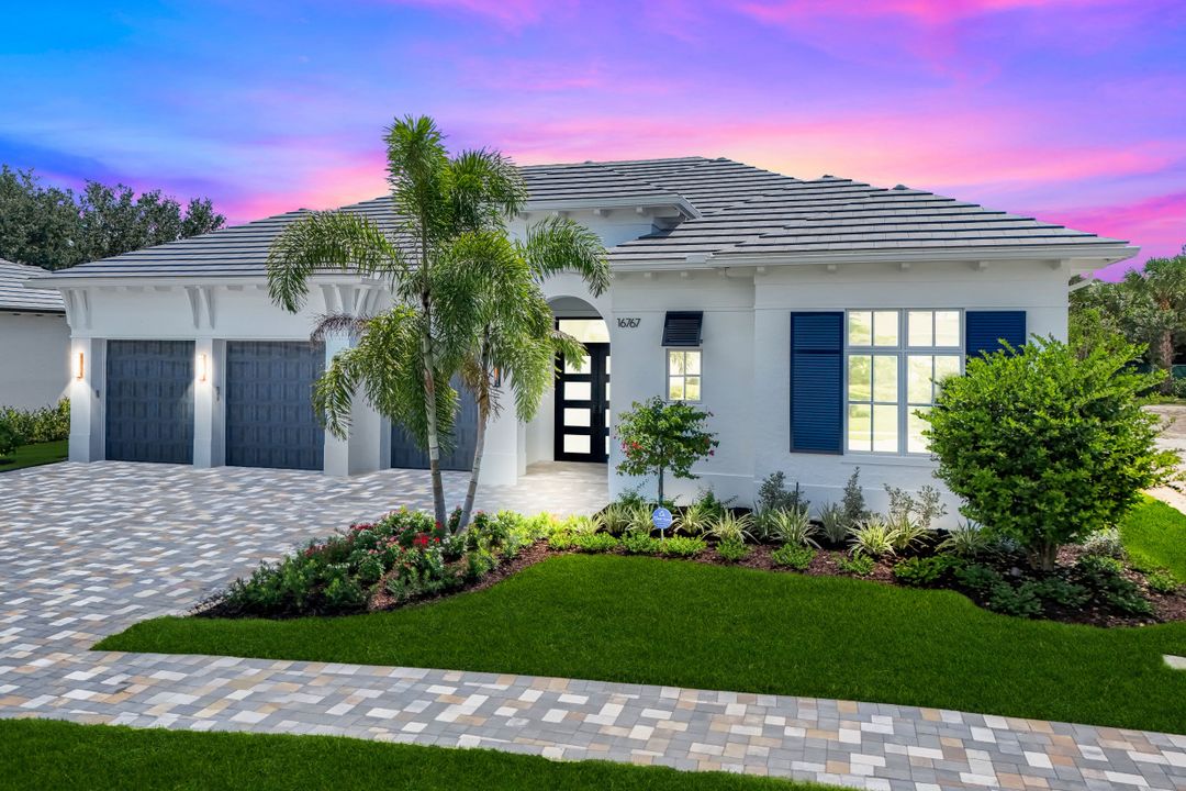16767 Enclave Cir, Naples, FL 34110