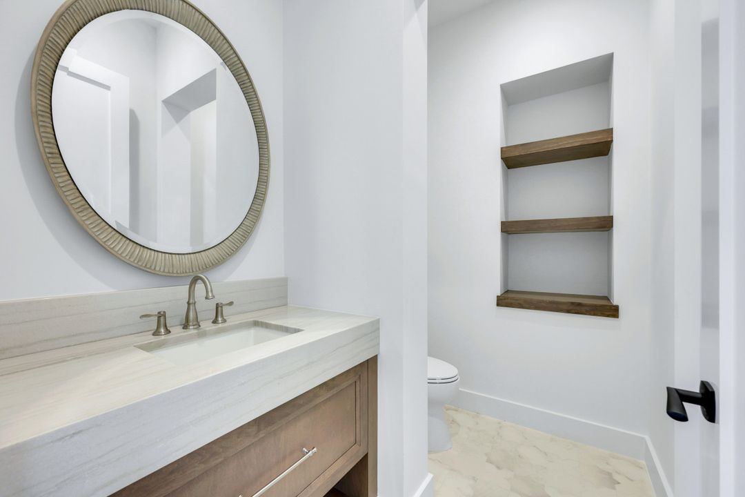 16767 Enclave Cir, Naples, FL 34110