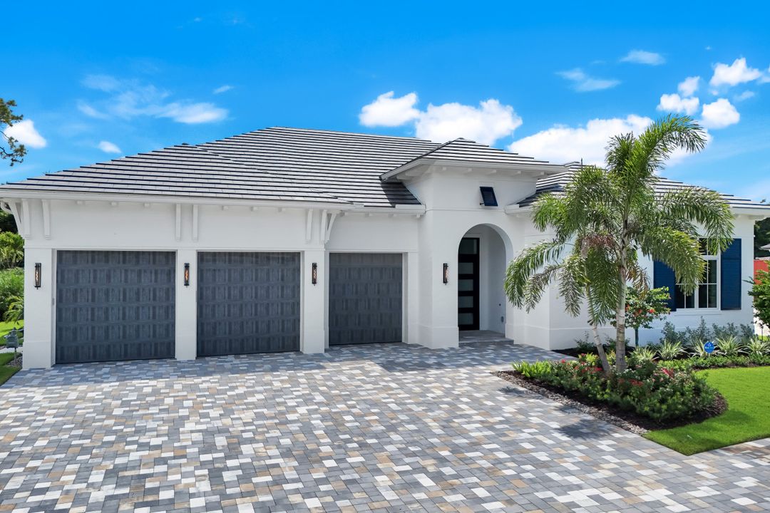 16767 Enclave Cir, Naples, FL 34110
