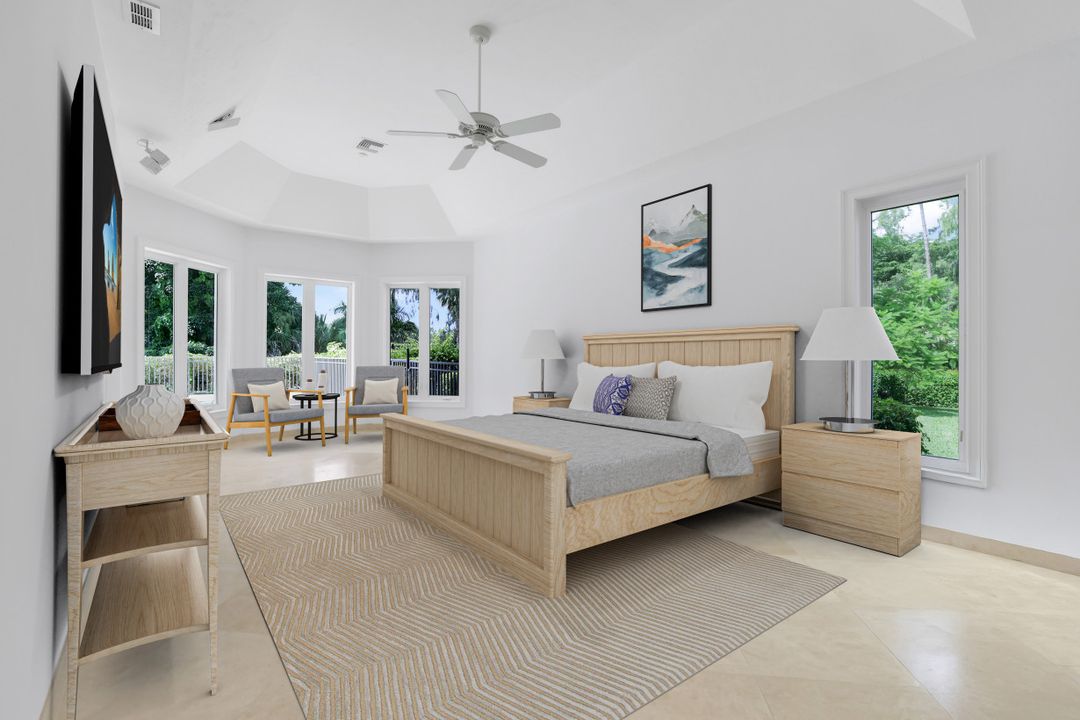 4502 Silver Fox Dr, Naples, FL 34119