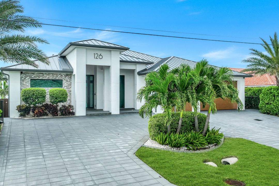 126 SW 57th St, Cape Coral, FL 33914