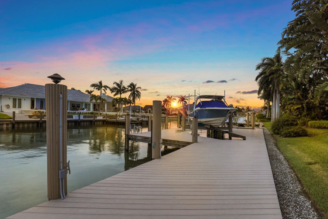 808 S Heathwood Dr, Marco Island, FL 34145