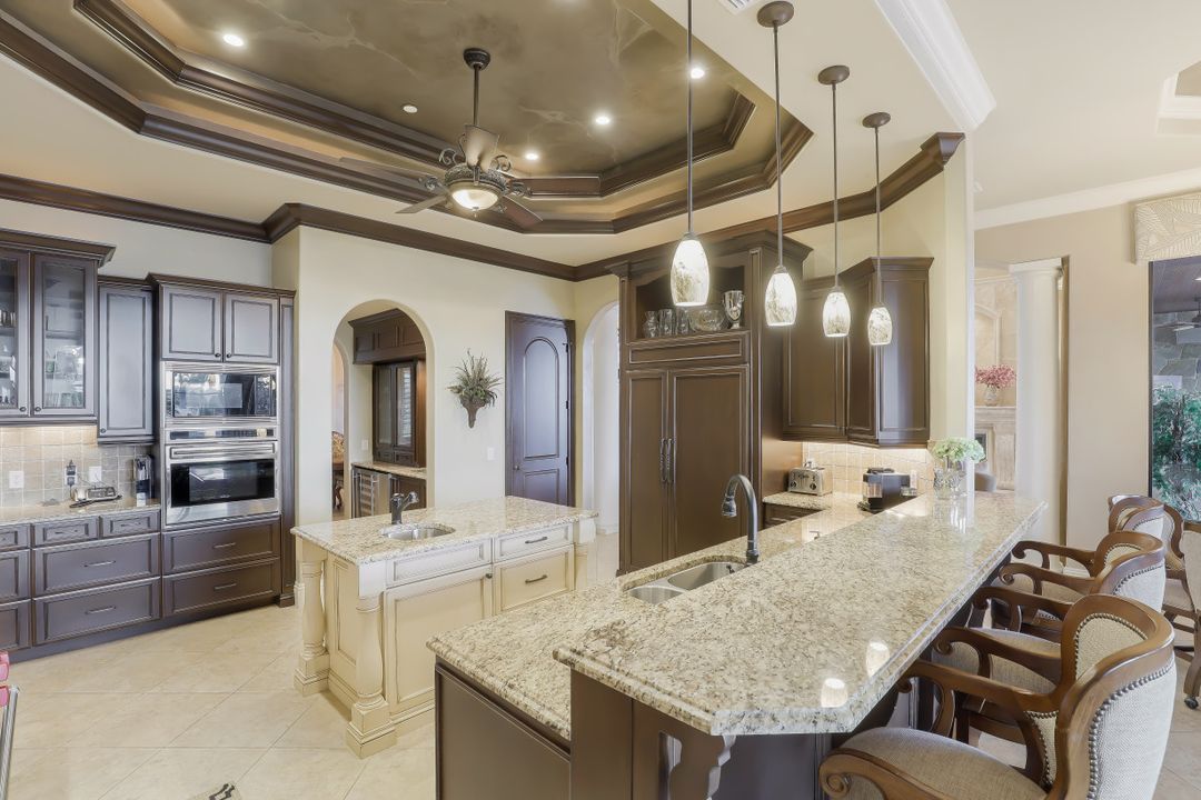 808 S Heathwood Dr, Marco Island, FL 34145