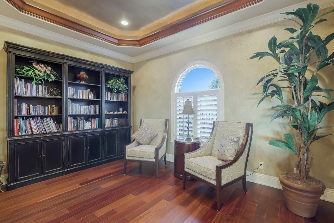 808 S Heathwood Dr, Marco Island, FL 34145