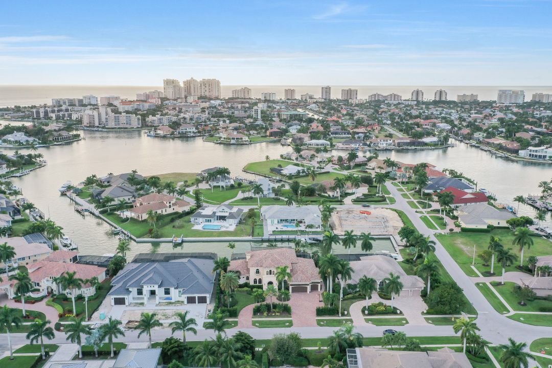 808 S Heathwood Dr, Marco Island, FL 34145