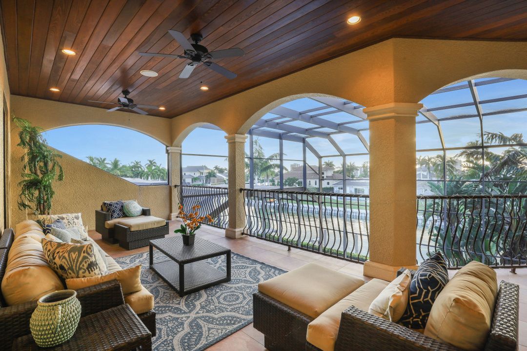 808 S Heathwood Dr, Marco Island, FL 34145