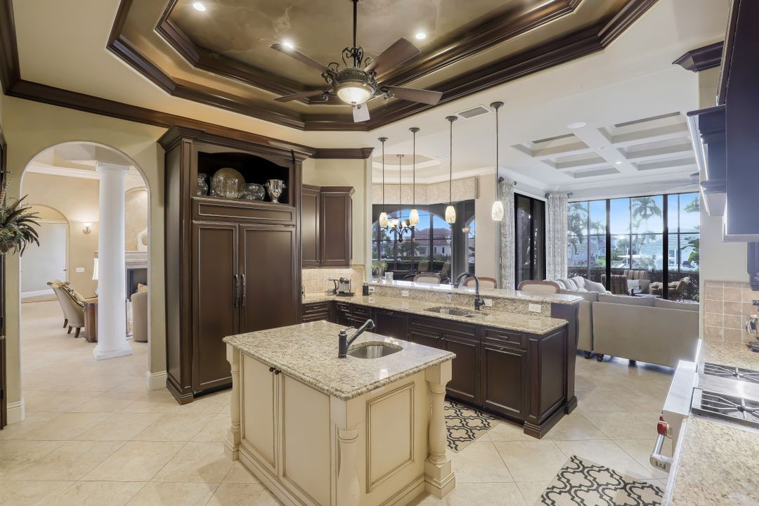 808 S Heathwood Dr, Marco Island, FL 34145