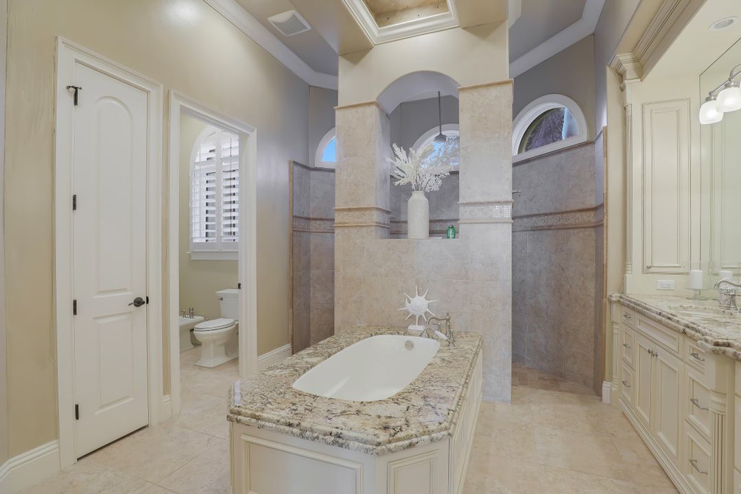 808 S Heathwood Dr, Marco Island, FL 34145