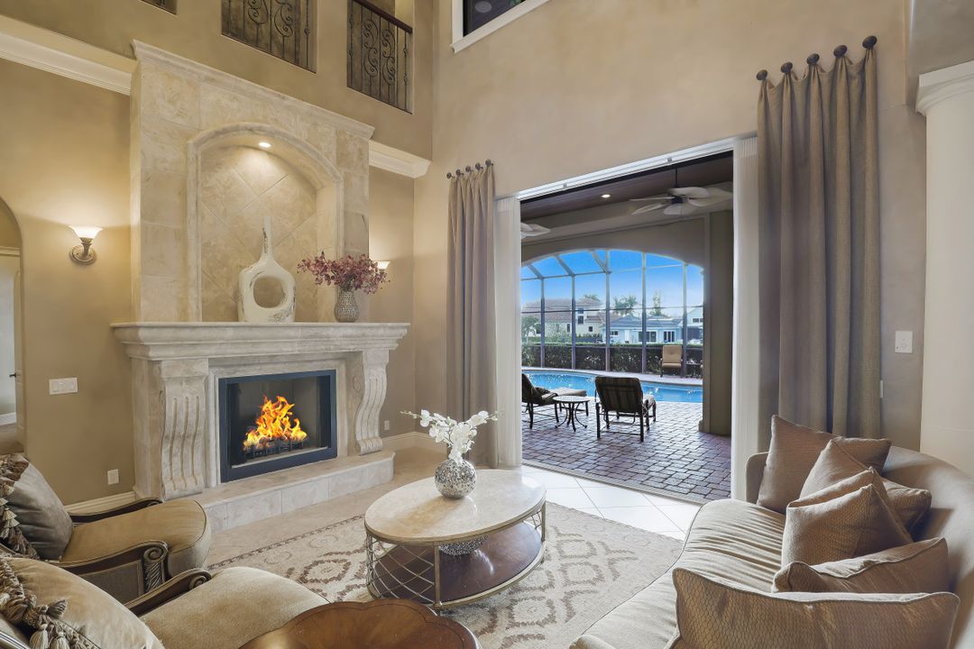 808 S Heathwood Dr, Marco Island, FL 34145