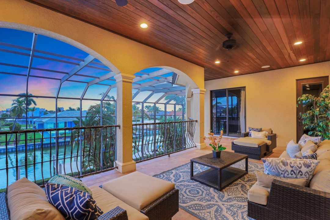 808 S Heathwood Dr, Marco Island, FL 34145