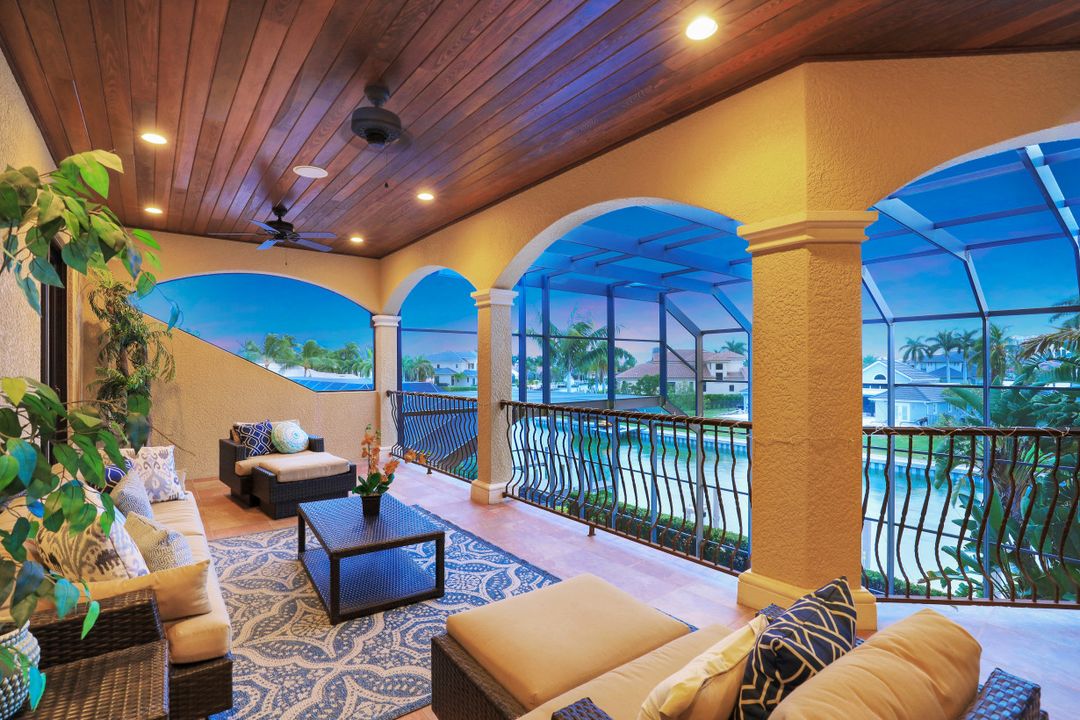 808 S Heathwood Dr, Marco Island, FL 34145