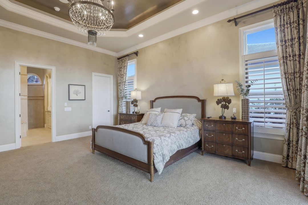 808 S Heathwood Dr, Marco Island, FL 34145