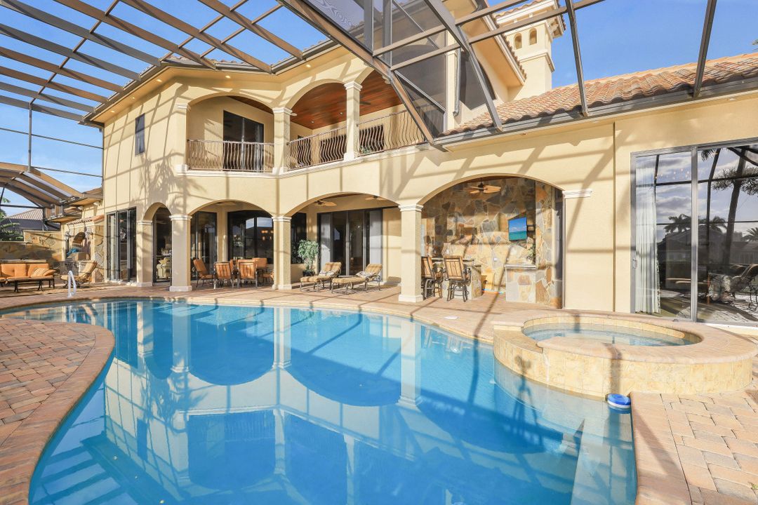 808 S Heathwood Dr, Marco Island, FL 34145