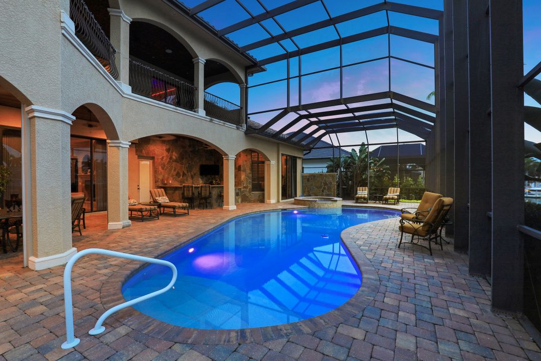 808 S Heathwood Dr, Marco Island, FL 34145