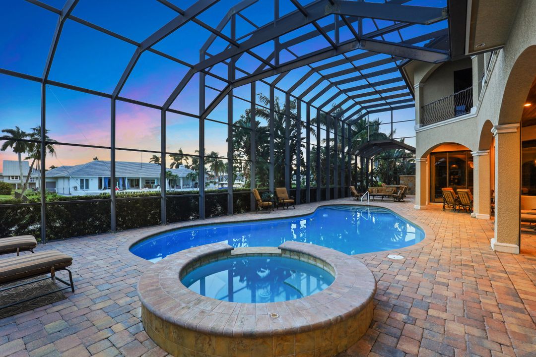 808 S Heathwood Dr, Marco Island, FL 34145