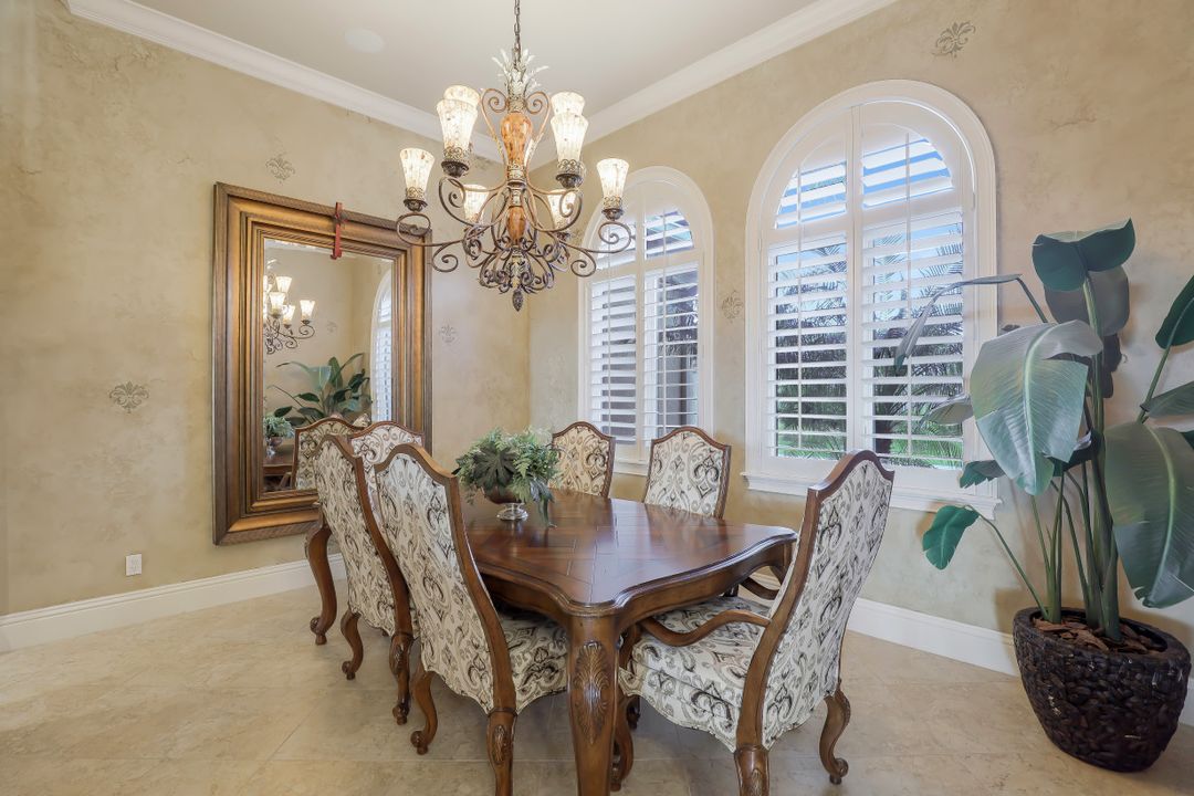 808 S Heathwood Dr, Marco Island, FL 34145