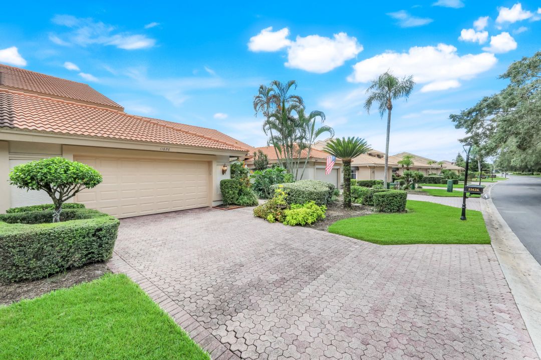 11626 Quail Village Way, Naples, FL 34119