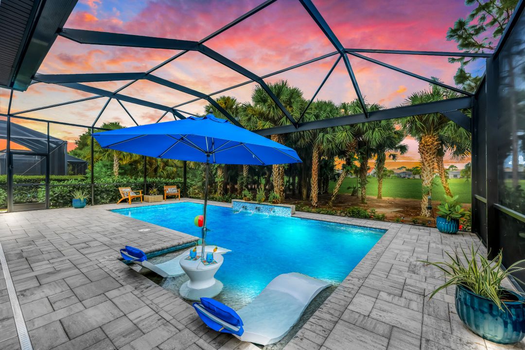 9354 Greyhawk Trl, Naples, FL 34120