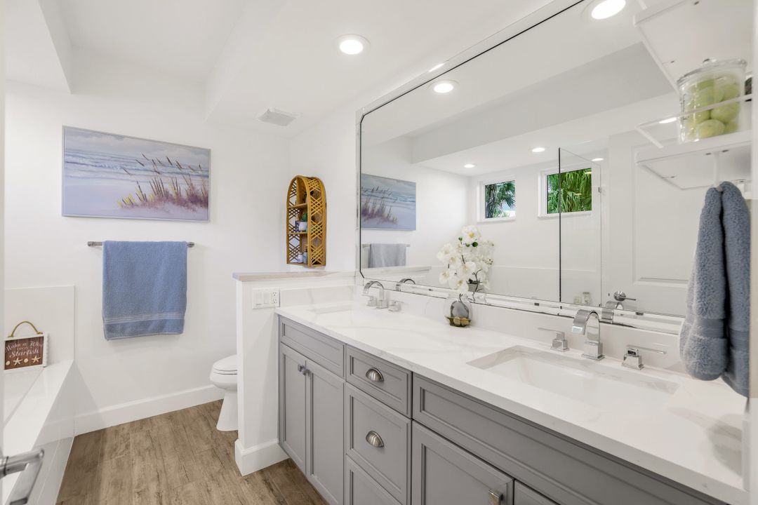 790 Willowbrook Dr #305, Naples, FL 34108