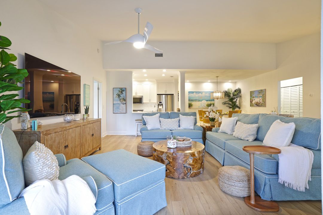 790 Willowbrook Dr #305, Naples, FL 34108