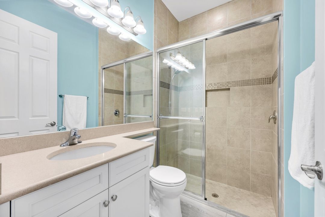 2704 Crystal Way, Naples, FL 34119