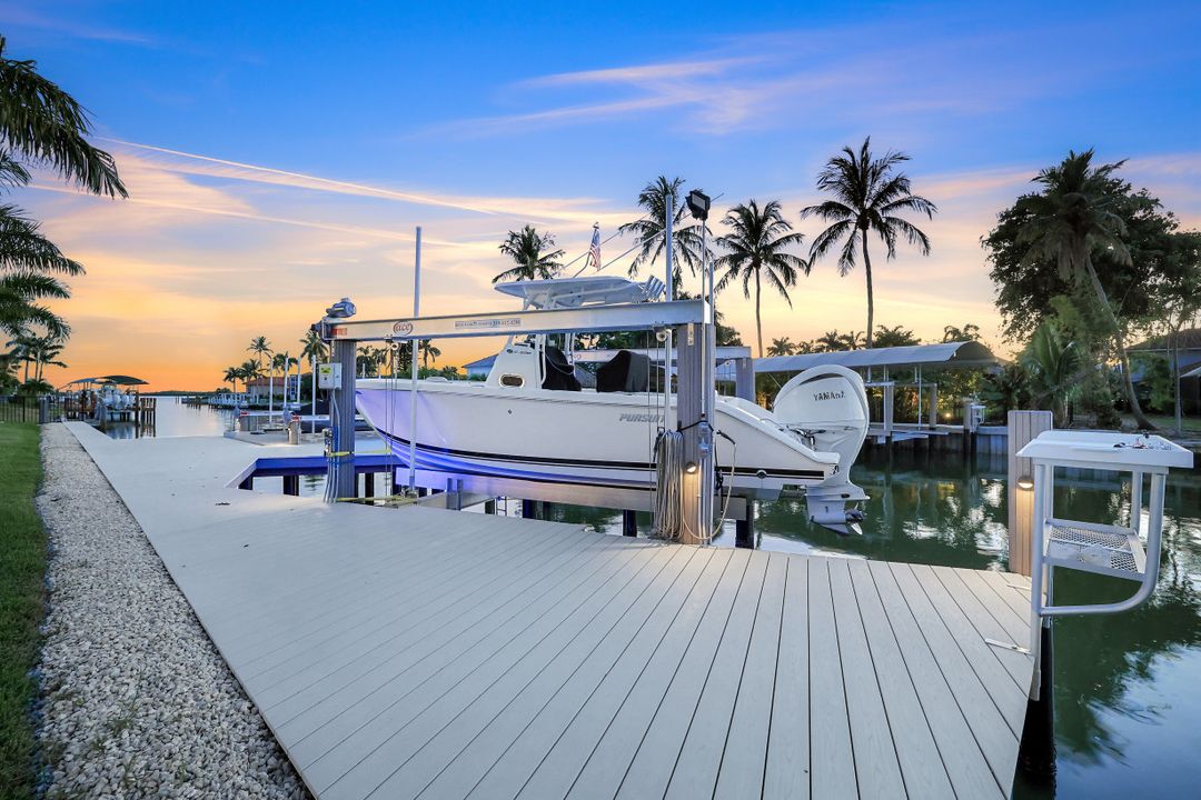 1085 Caxambas Dr, Marco Island, FL 34145