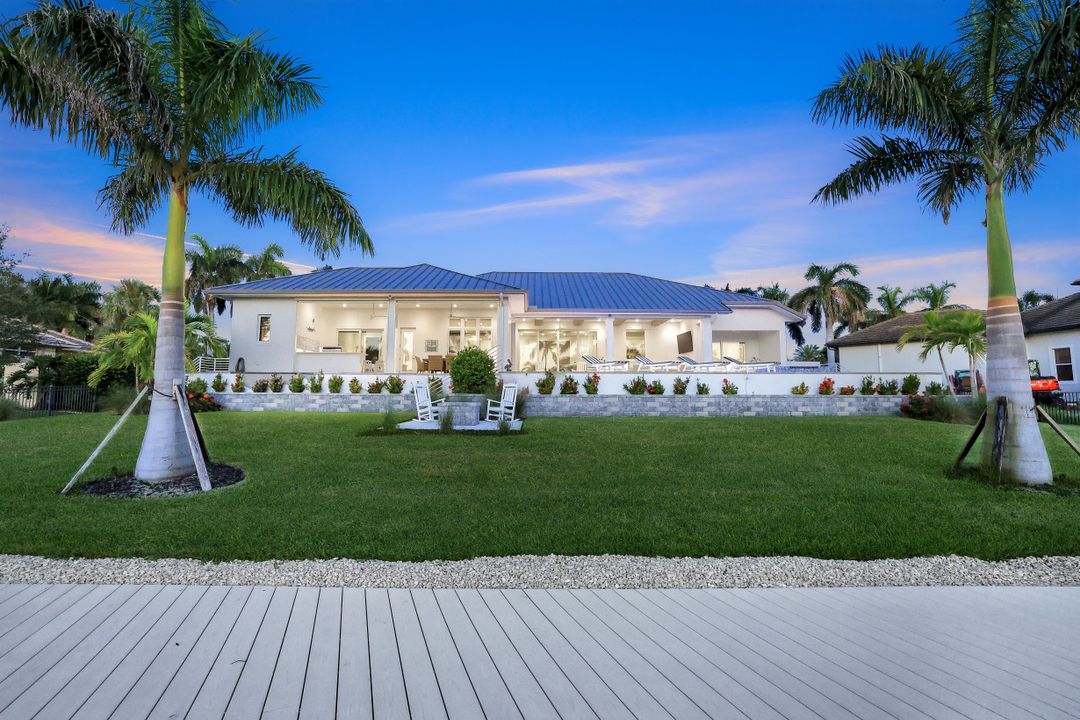 1085 Caxambas Dr, Marco Island, FL 34145