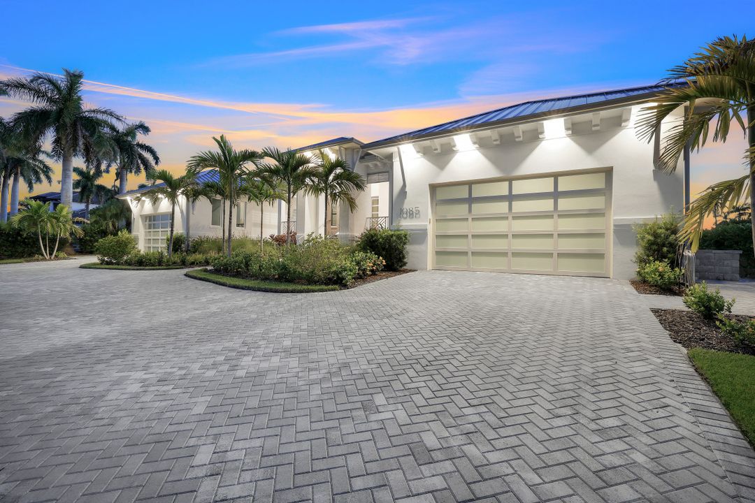1085 Caxambas Dr, Marco Island, FL 34145